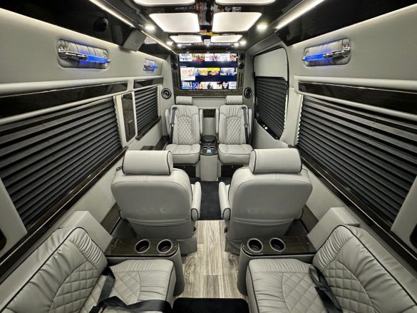 2022 Mercedes-Benz 3500 Luxe Cruiser Sprinter for Sale in Carson, CA - Main Photo