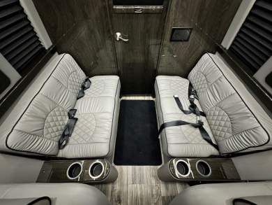 2022 Mercedes-Benz 3500 Luxe Cruiser Sprinter for Sale in Carson, California, US - Photo 3