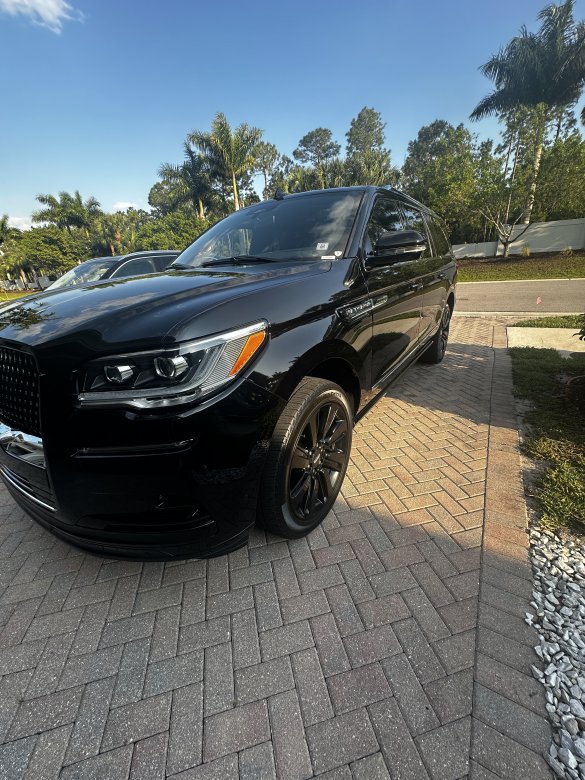 2023 Lincoln Navigator L Reserve SUV