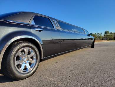 2007 Chrysler 300 Limousine for Sale in Colonial Heights, VA - Photo 2