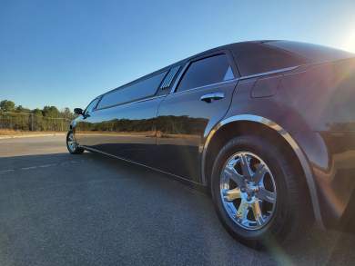 2007 Chrysler 300 Limousine for Sale in Colonial Heights, Virginia, US - Photo 4