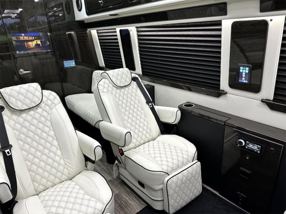 2025 Eco Revolution Limousine Auto Elite Mercedes-Benz Sprinter