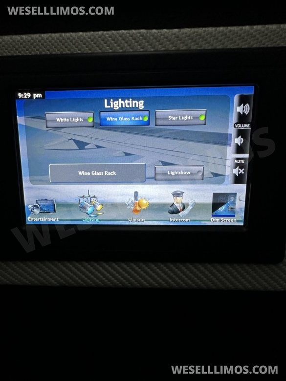2012 Ford F550 Tiffany Limousine Bus. New Ford Crate Engine with 7,000 miles on it