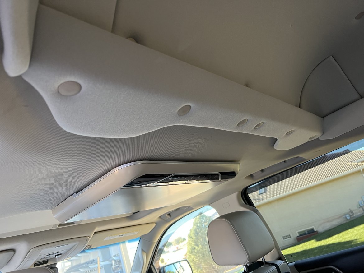 CEO SUV Mobile Office for Sale in Pueblo West, CO - Photo 4