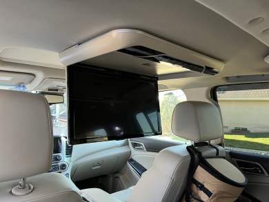 2017 GMC Yukon Denali XL CEO SUV mobile office