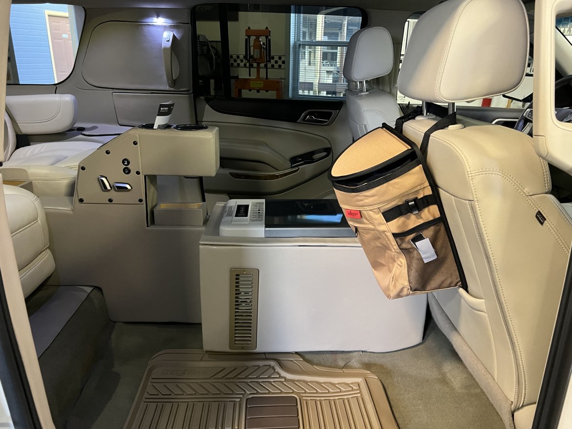 CEO SUV Mobile Office for Sale in Pueblo West, CO - Photo 7