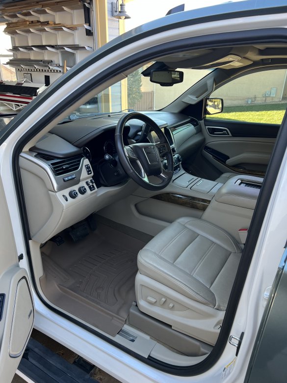 2017 GMC Yukon Denali XL CEO SUV mobile office