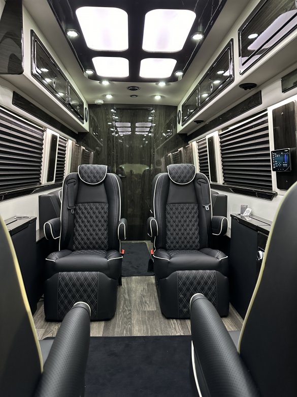 2025 OGV LUXURY Mercedes-Benz 10 Passenger Arched Partition - Rear Bathroom Sprinter