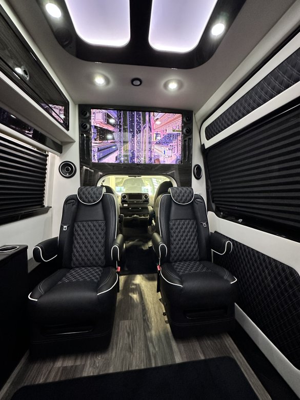 2025 OGV LUXURY Mercedes-Benz 10 Passenger Arched Partition - Rear Bathroom Sprinter