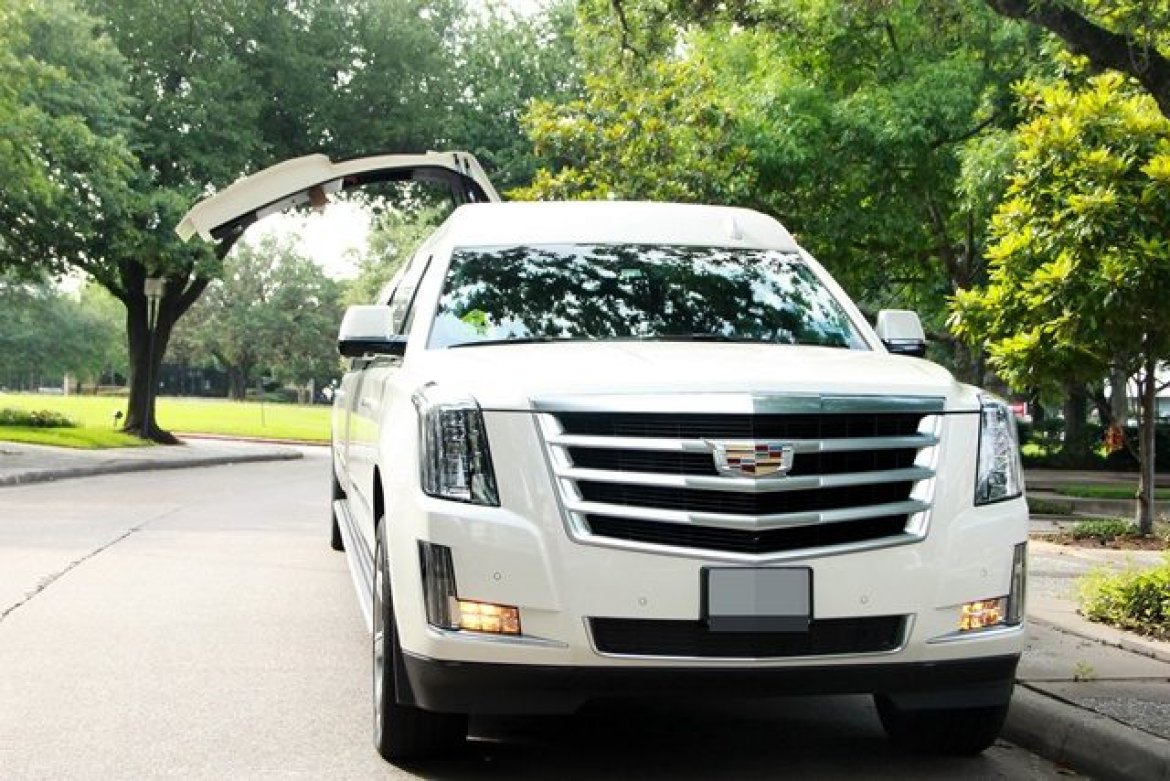 Photo of SUV Stretch for sale: 2015 Cadillac ESV 200" by Moonlight