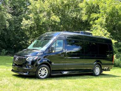 2023 Eco Revolution Limousine with Air Ride Suspension Mercedes-Benz Sprinter