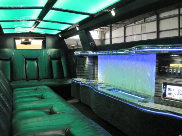 2016 Springfield Coach Builders Chrysler 300 Limousine