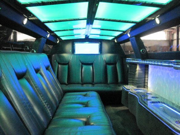 2016 Springfield Coach Builders Chrysler 300 Limousine