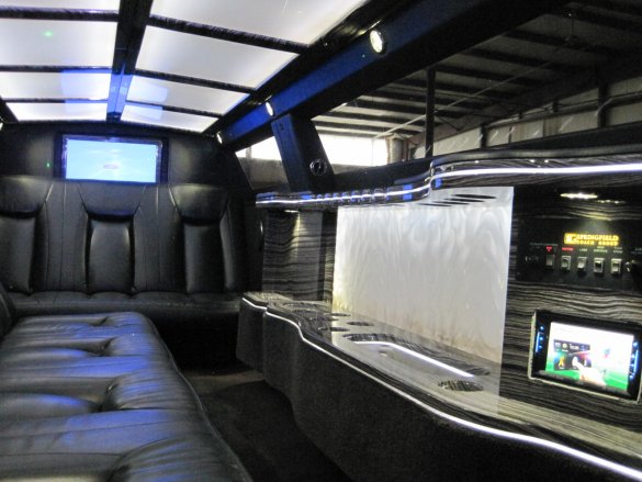 2016 Springfield Coach Builders Chrysler 300 Limousine