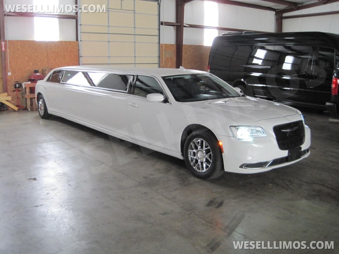 Limousine for Sale in OZARK, MO - Photo 7