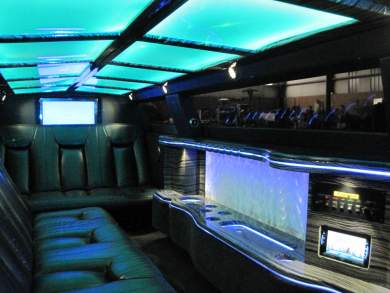 2016 Springfield Coach Builders Chrysler 300 Limousine