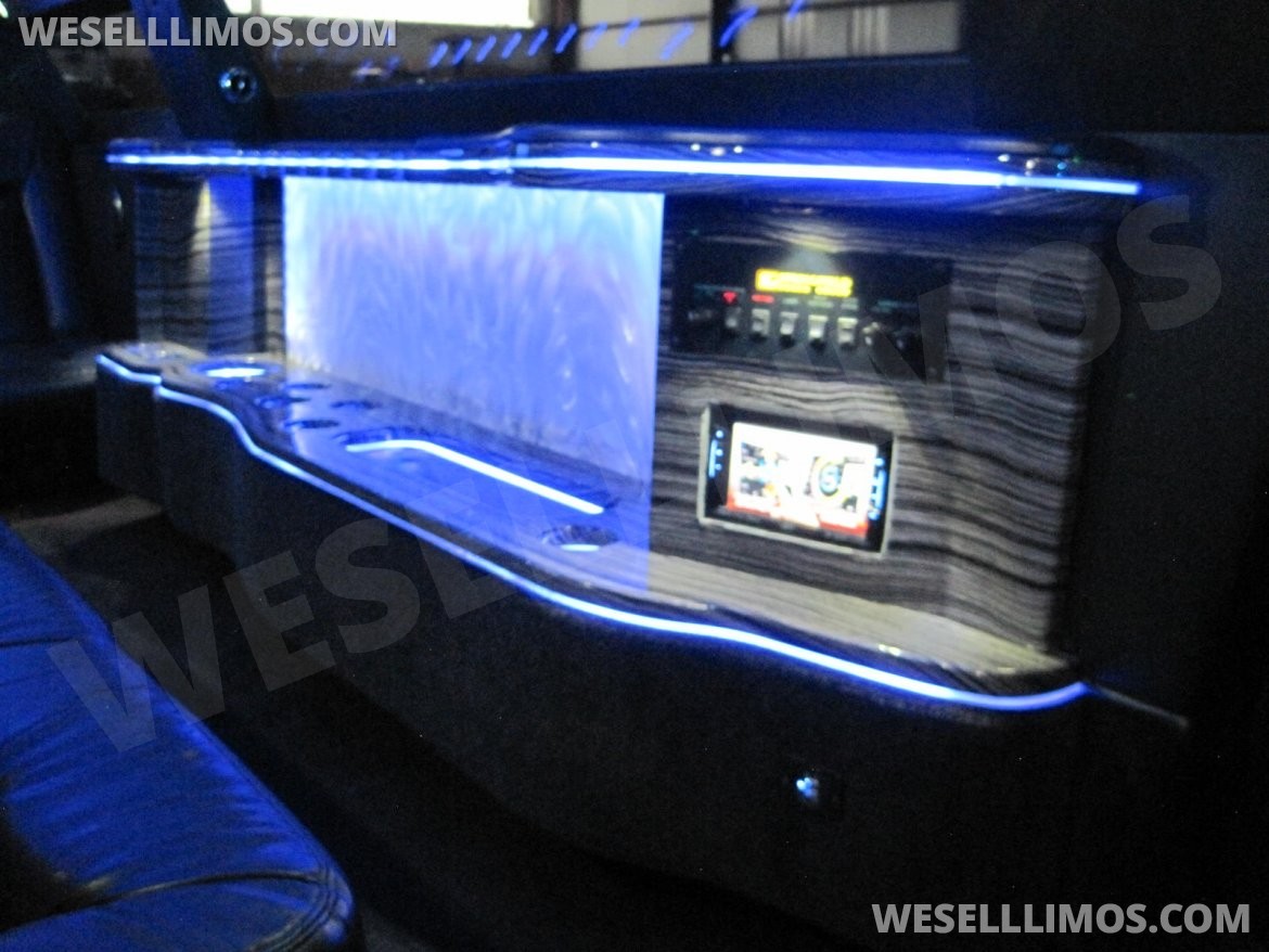Limousine for Sale in OZARK, MO - Photo 13