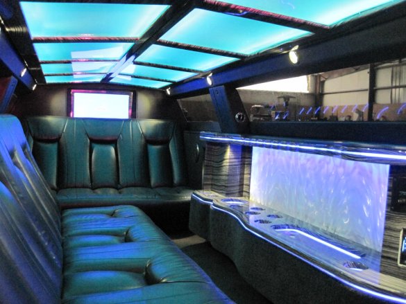 2016 Springfield Coach Builders Chrysler 300 Limousine