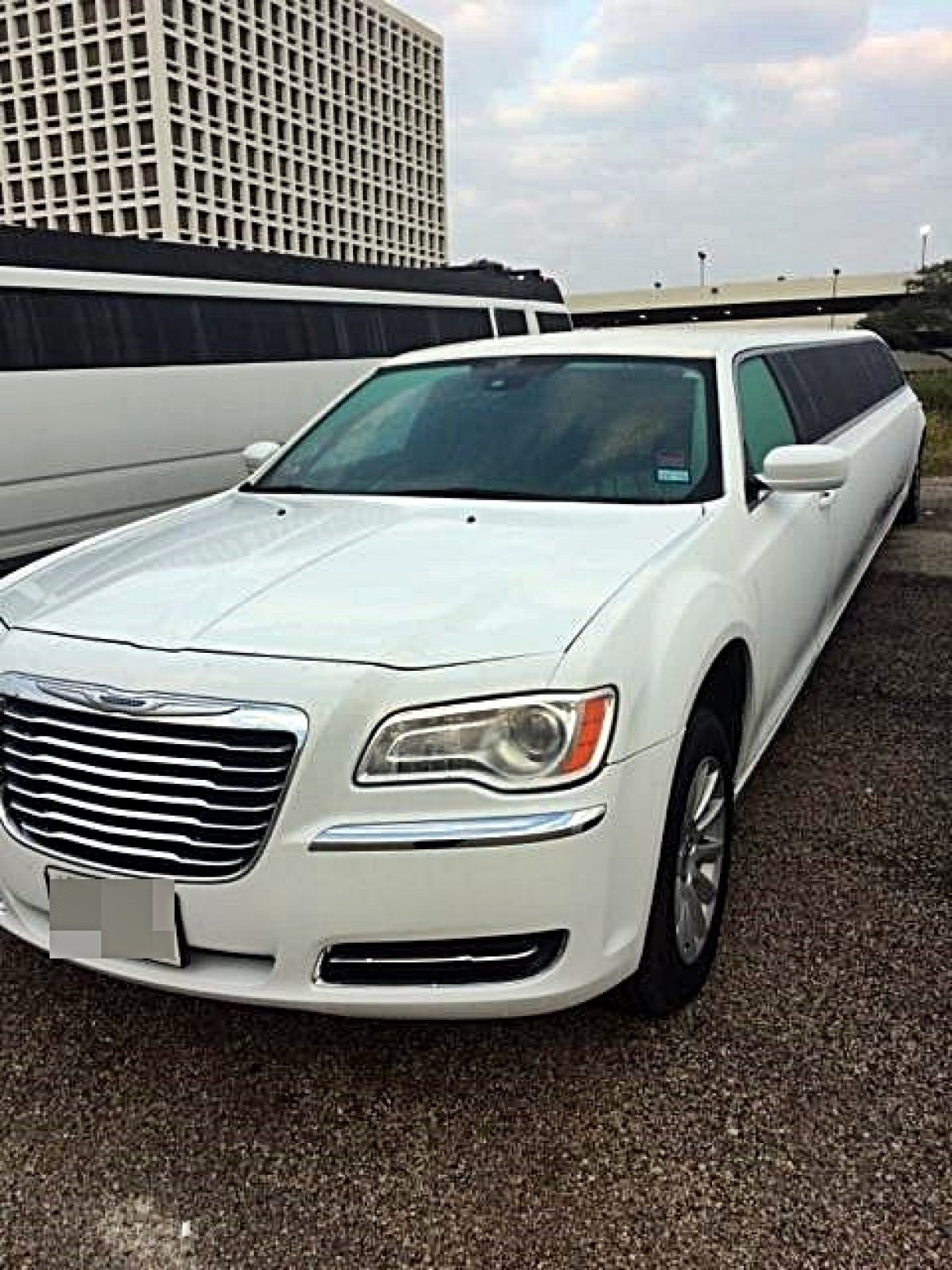 Limousine for sale: 2014 Chrysler 300 160&quot; by Moonlight