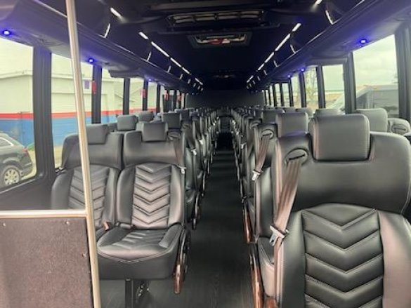 2019 Freightliner M2 GM 45 Executive Shuttle for Sale in Anaheim, CA - Photo 2