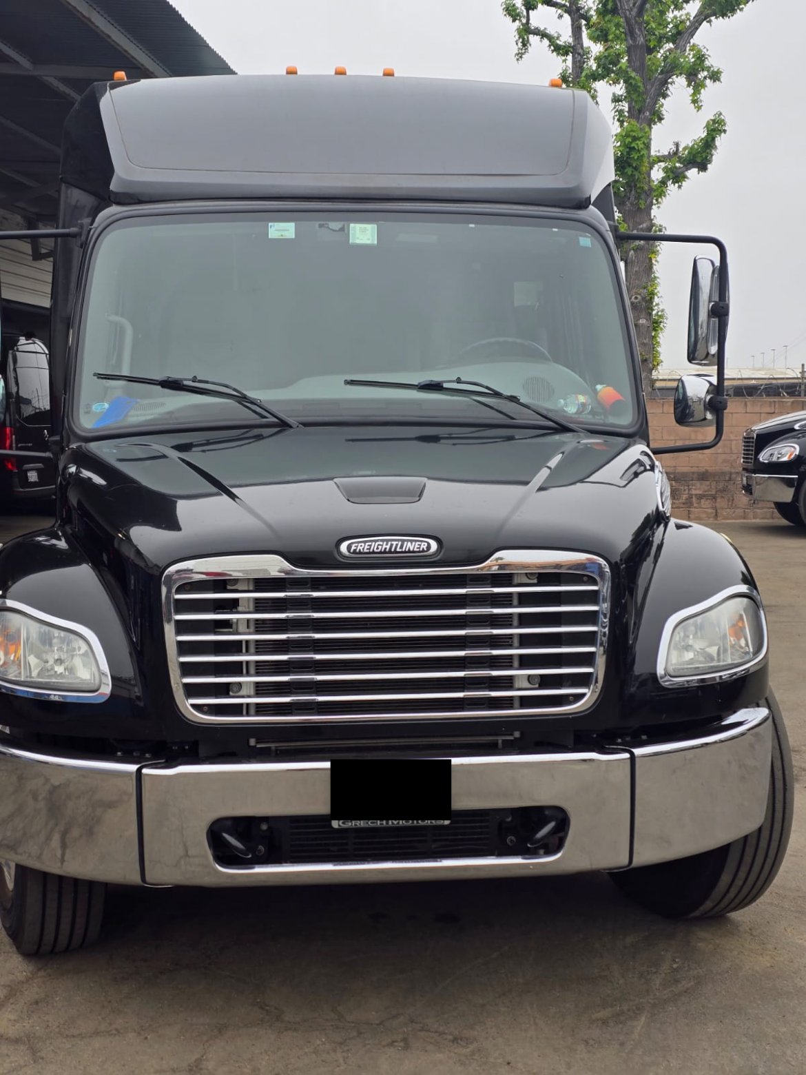 Executive Shuttle for Sale in Anaheim, CA - Photo 8