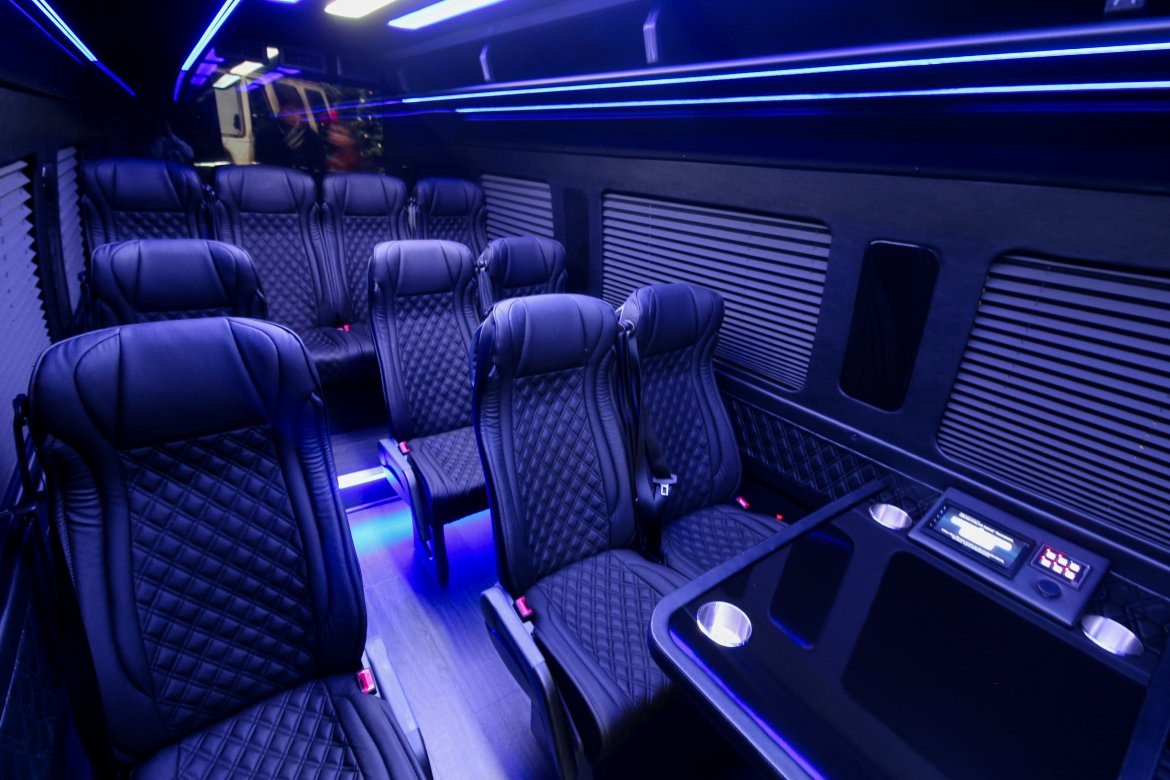 2024 Mercedes-Benz Sprinter 3500 Sprinter - Photo 2