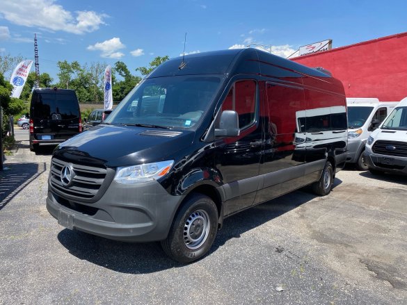 2019 Mercedes-Benz Sprinter Sprinter for Sale in Baldwin, NY - Main Photo