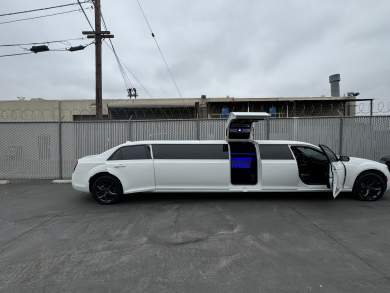 2023 SPV Conversions Chrysler 300 140" Jet Door Limousine