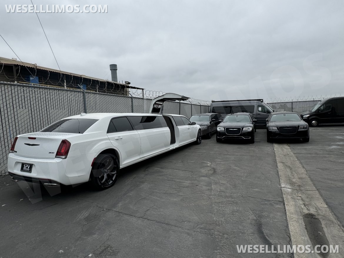 Limousine for Sale in Anaheim, CA - Photo 19