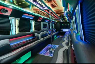 2009 Ford F650 Limo Bus