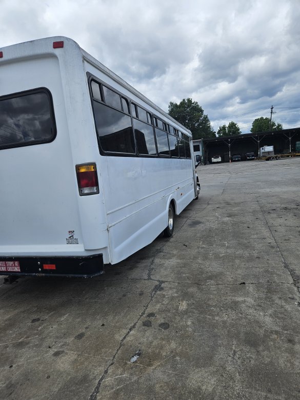 2000 Private  Freightliner Fb 65 Limo Bus