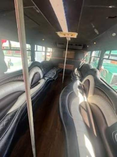 2000 Private  Freightliner Fb 65 Limo Bus