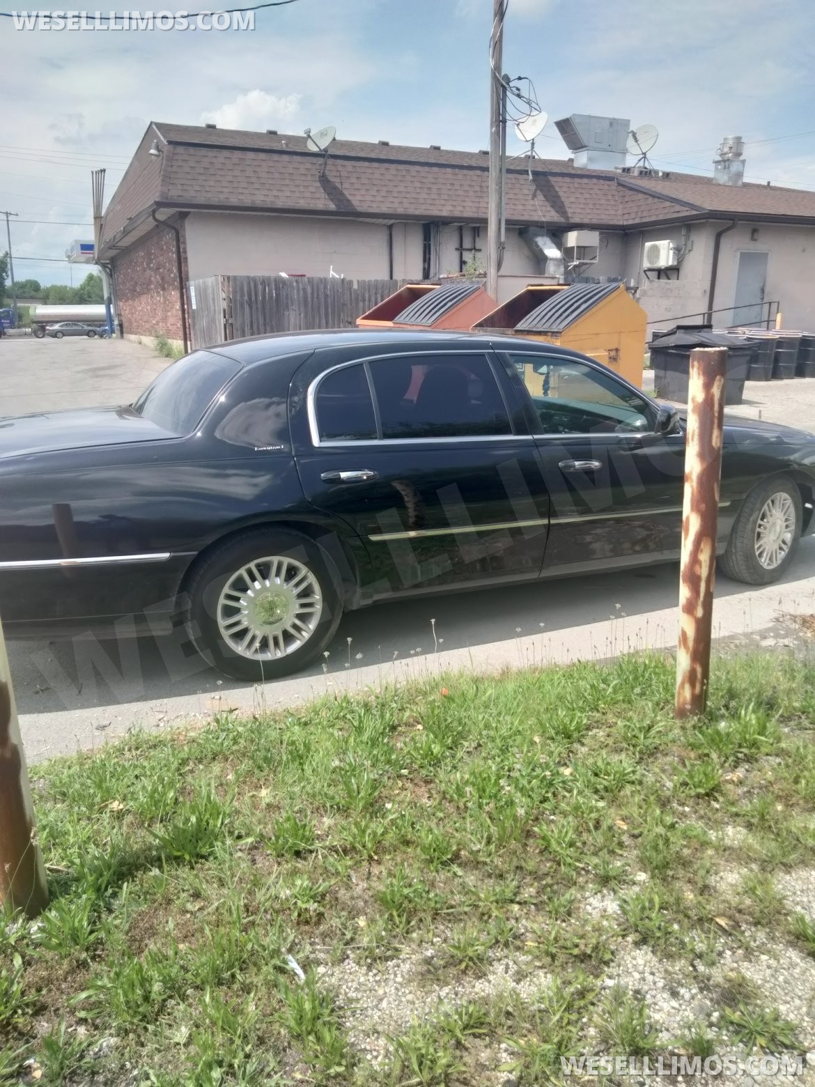 Photo of Sedan for sale: 2011 Lincoln Towncar L