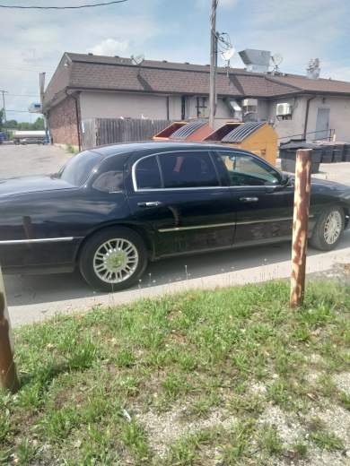 2011 Lincoln Towncar L Sedan