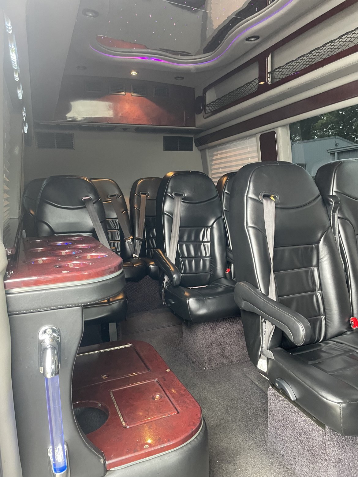 Executive Shuttle for Sale in Louisville, KY - Photo 10