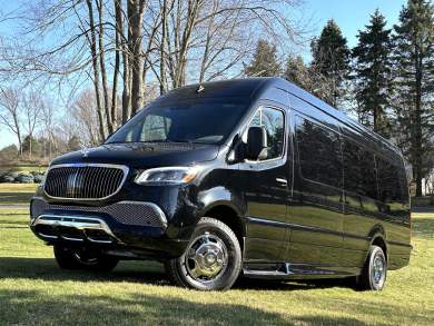 2024 Road Liner Limousine Maybach GLS Styling Auto Elite Mercedes-Benz Sprinter