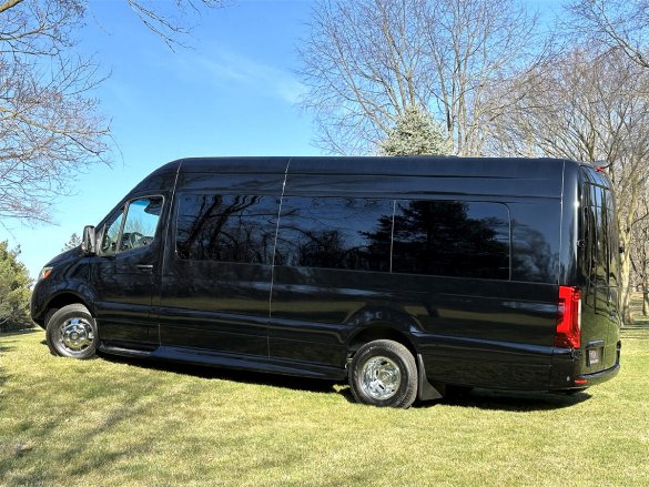 2024 Road Liner Limousine Maybach GLS Styling Auto Elite Mercedes-Benz Sprinter