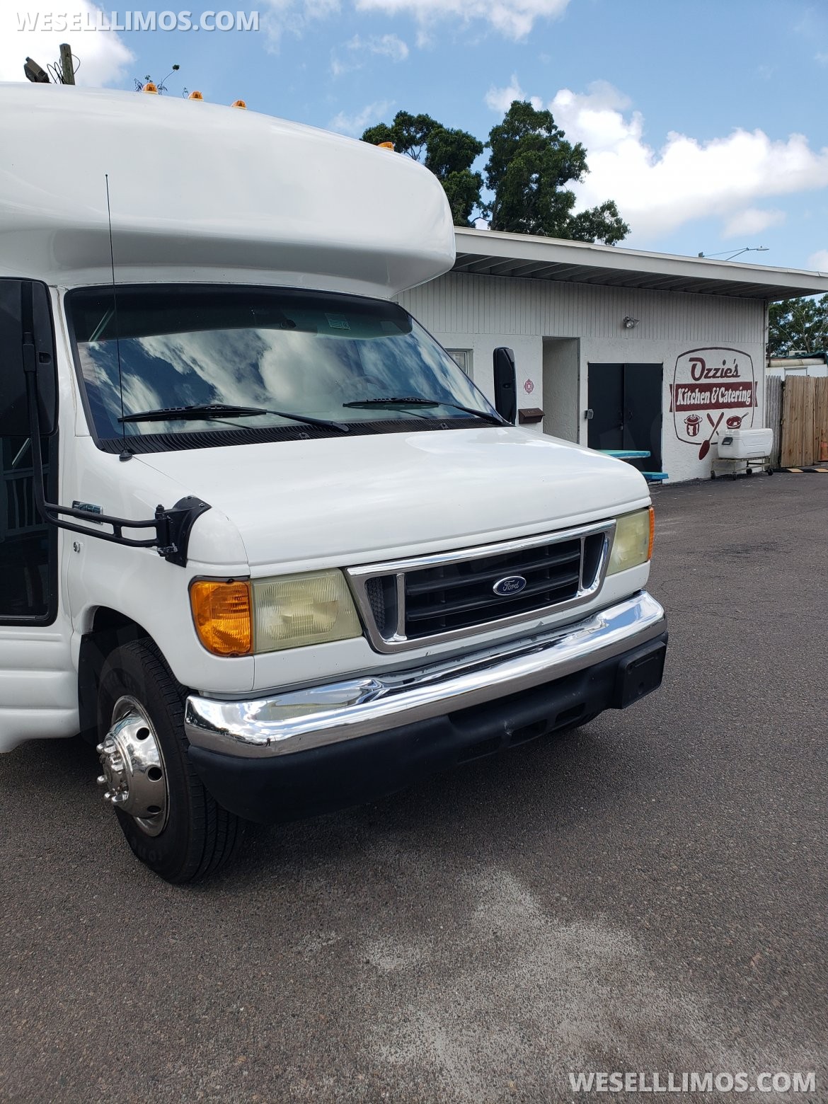 Limo Bus for Sale in Largo, FL - Photo 5