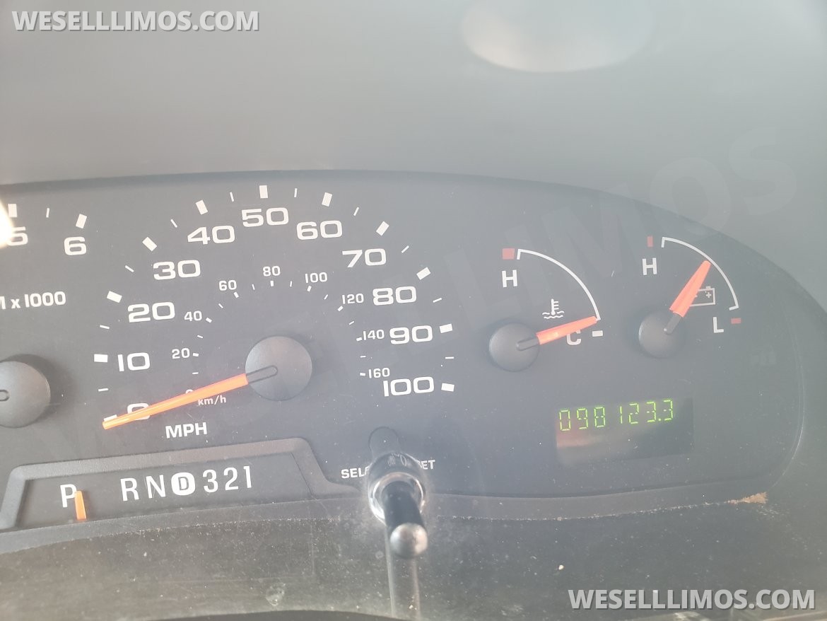 Limo Bus for Sale in Largo, FL - Photo 8