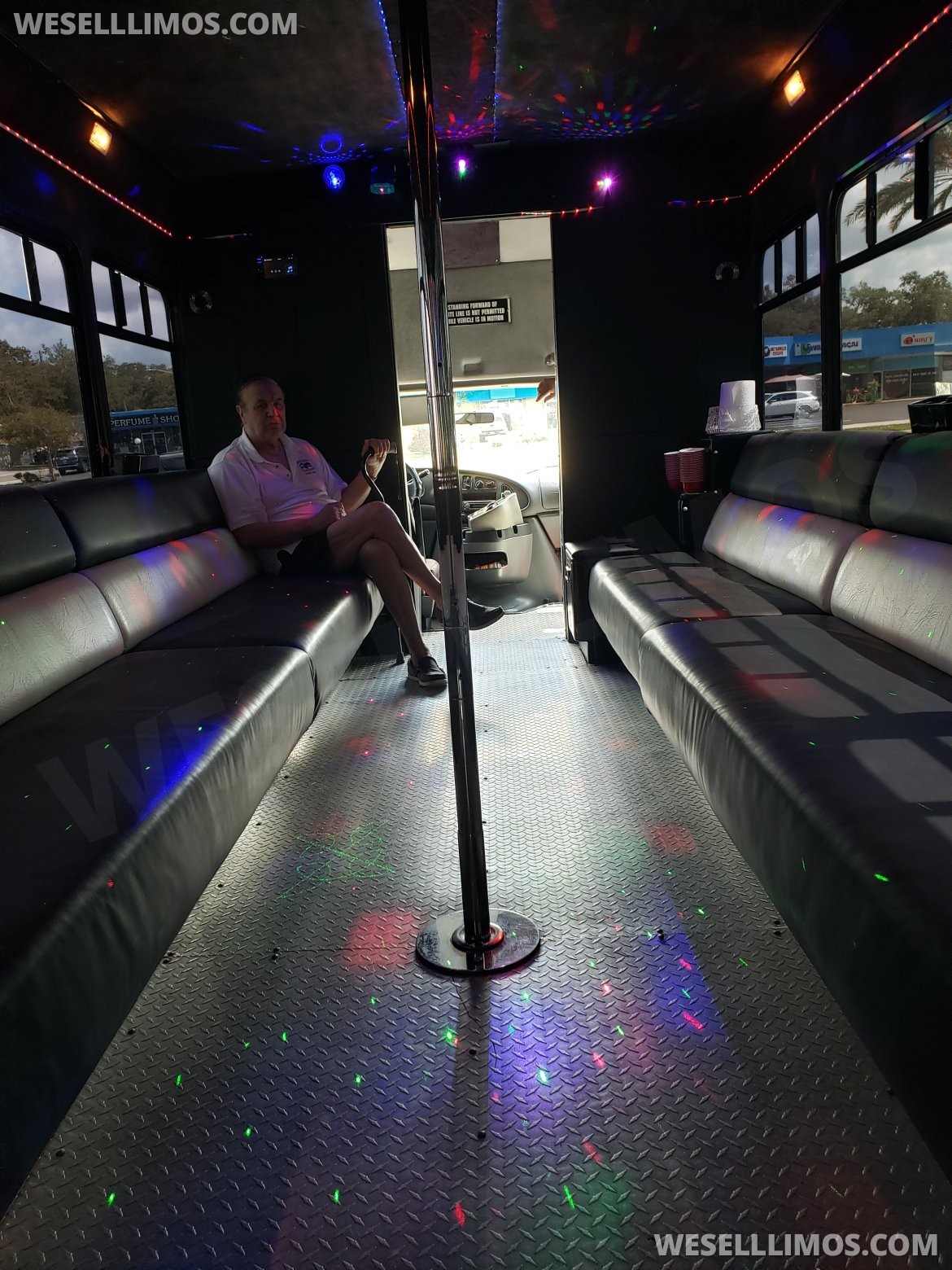 Limo Bus for Sale in Largo, FL - Photo 9