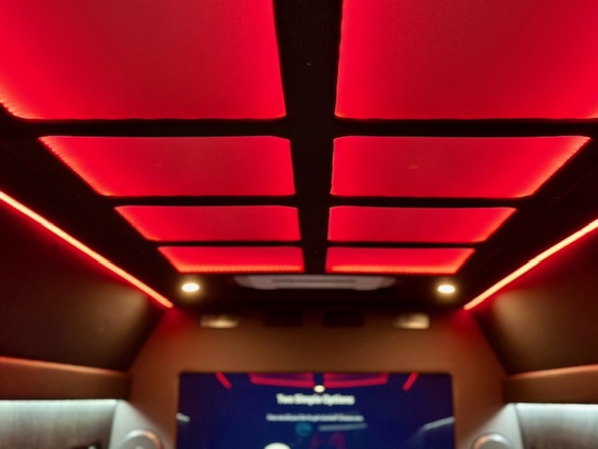 Limo Bus for Sale in Erie, PA - Photo 11