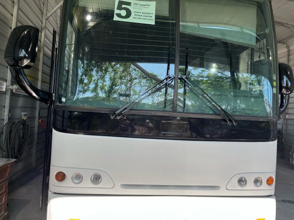 2004 Van Hool C2045 Motorcoach ADA, III