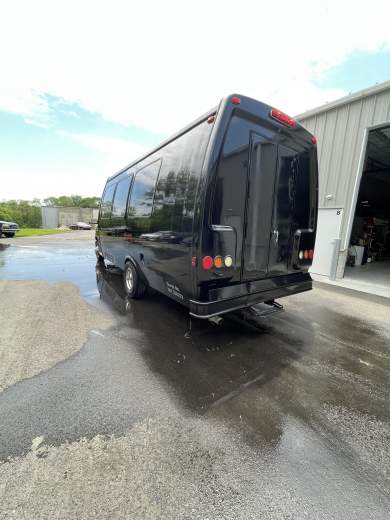 2012 Ford E450 Limo Bus