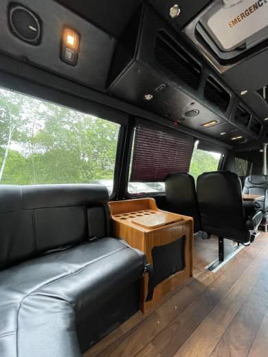 2012 Ford E450 Limo Bus