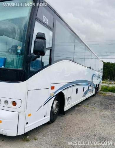 2004 Van Hool C2045 ADA Capable Motorcoach for Sale in Orlando, Florida, US - Photo 3