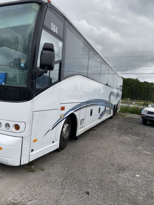 2004 Van Hool Van C2045 Motorcoach ADA, IV