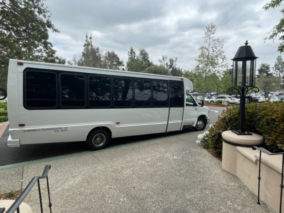 1999 Krystal Koach Ford E450 Limo Bus