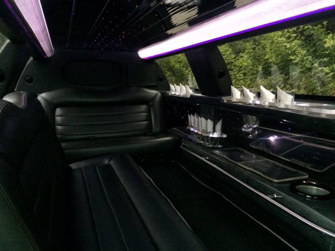 Photo of Limousine for sale: 2007 Lincoln Town Car 120" by Tiffany