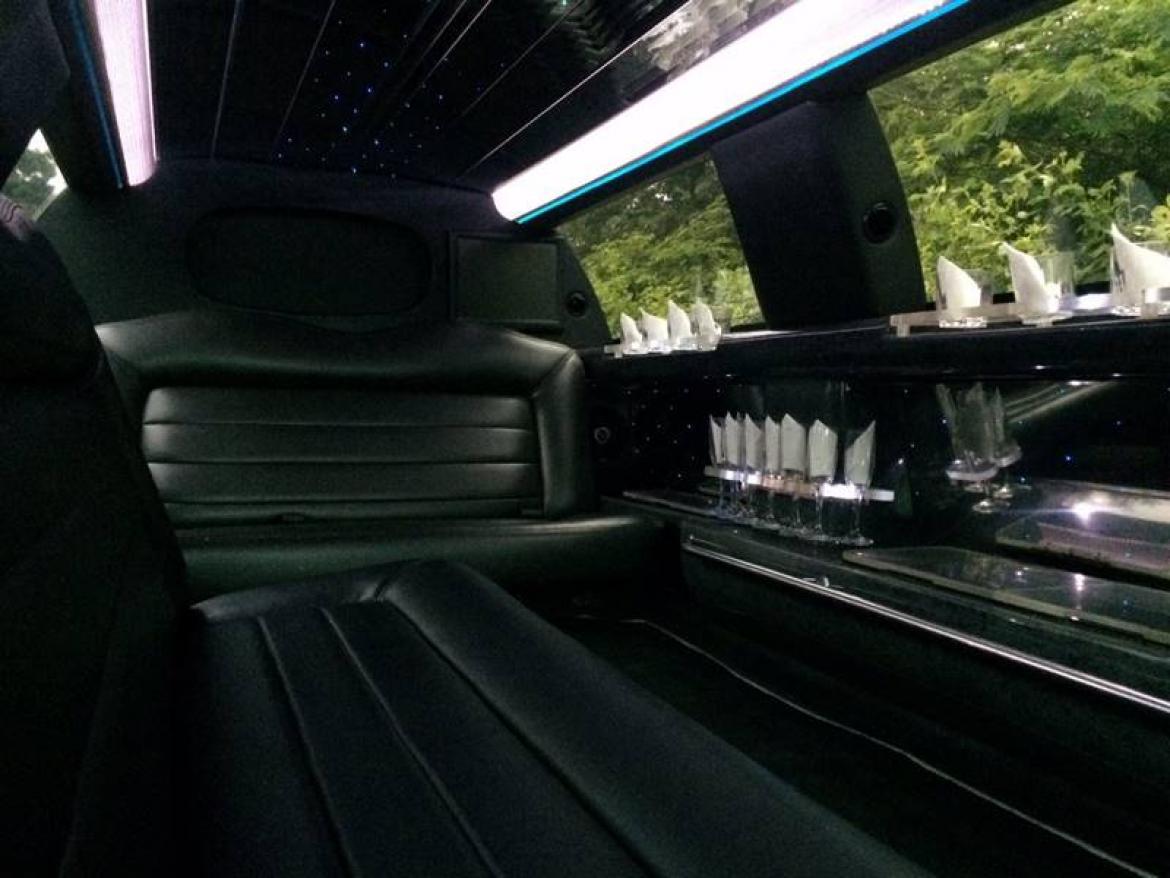 Photo of Limousine for sale: 2007 Lincoln Town Car 120" by Tiffany