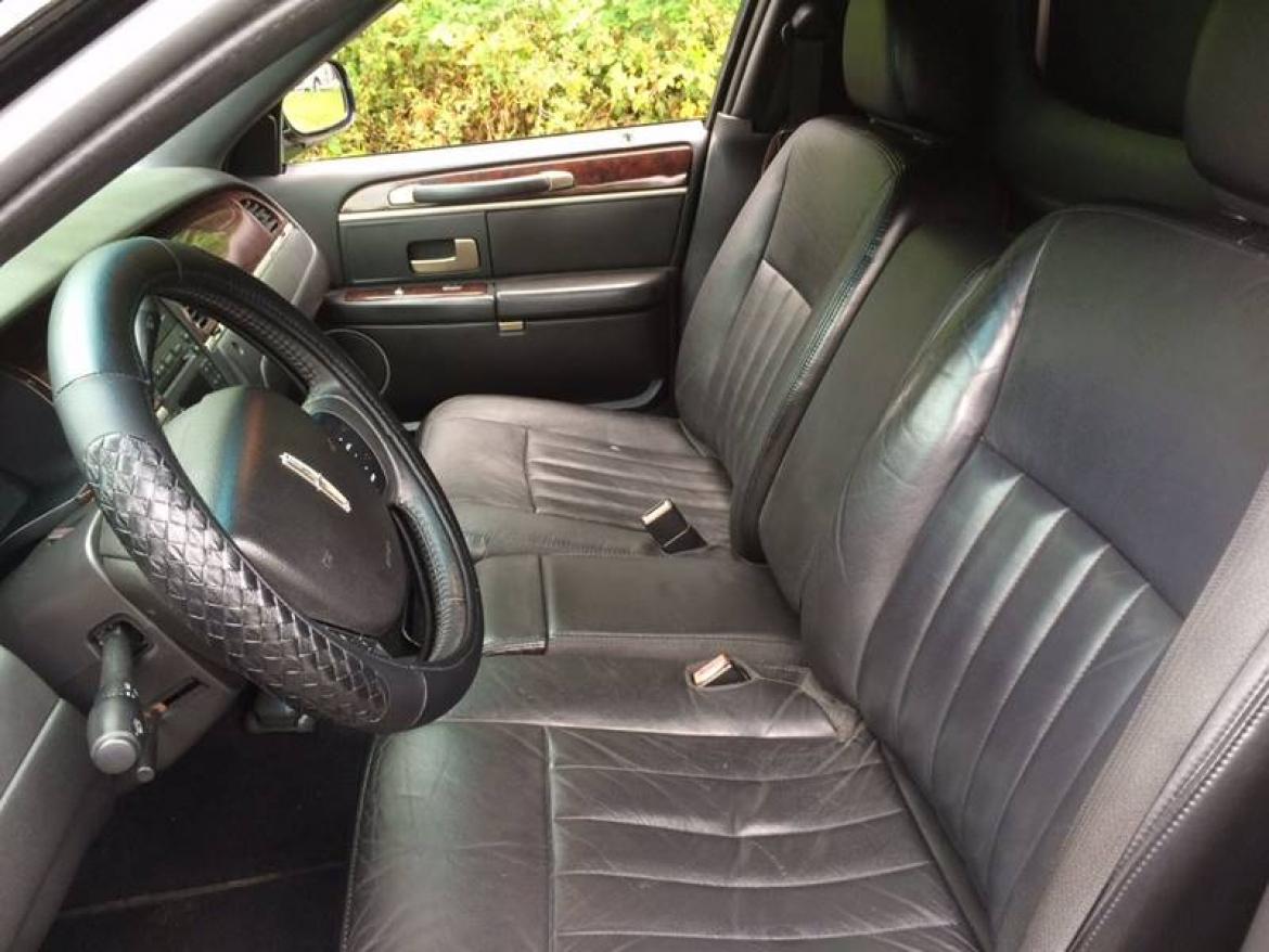 Photo of Limousine for sale: 2007 Lincoln Town Car 120" by Tiffany